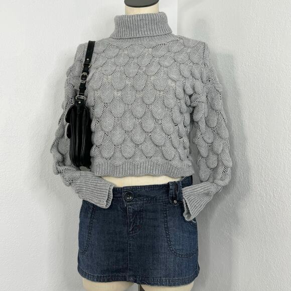 Gray Cropped Turtleneck Open Textured Knit Sweater Size Small - Picture 1 of 5
